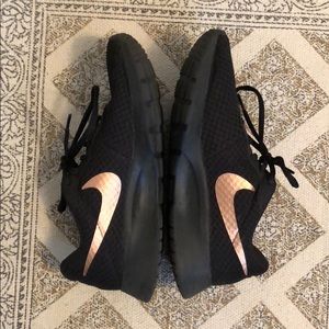Nike shoes size 8